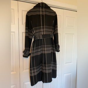 White House Black Market EUC plaid long coat size XL